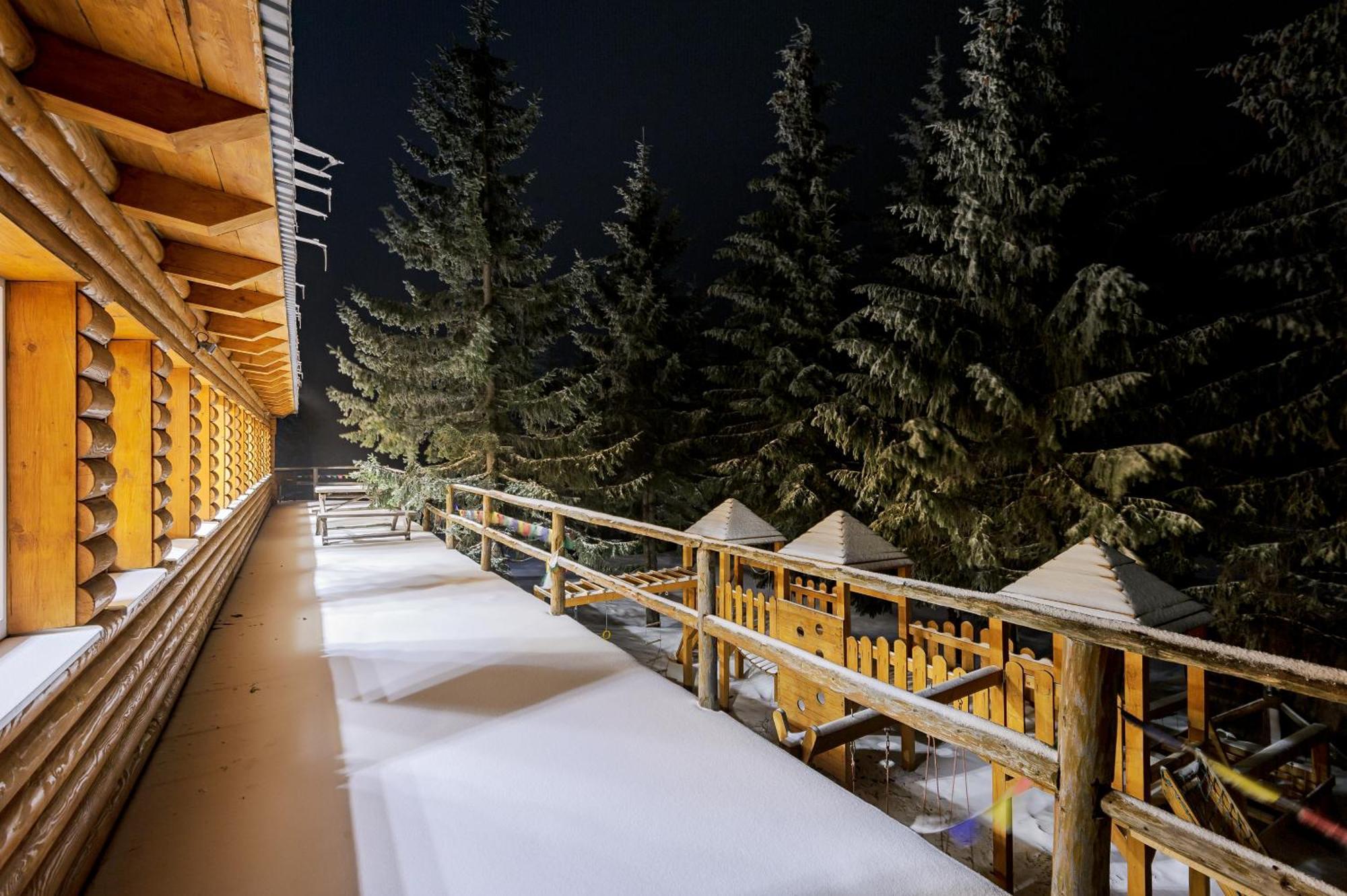 Оаза Hotel Dragobrat Buitenkant foto